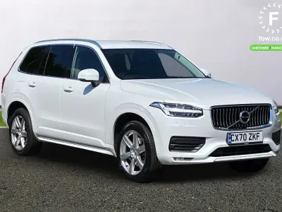 Used Volvo XC90 Momentum 250 HP (183 kW) 2020 White SUV