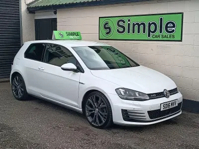 Used VW Golf VII GTD 2016 White Hatchback