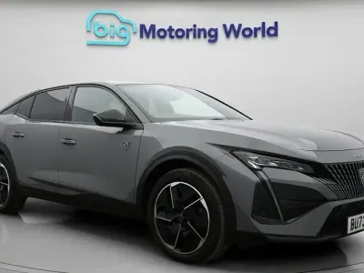 Gebraucht Peugeot 408 GT 131 PS (96 kW) 2024 Grau SUV
