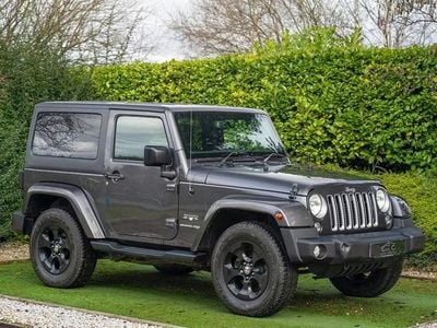 Usado Jeep Wrangler Sahara 197 HP (144 kW) 2018 Cinzento SUV