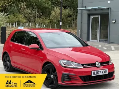 Used VW Golf VII GTI 230 HP (169 kW) 2017 Red Hatchback