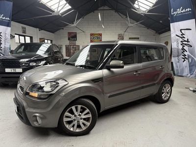 Used Kia Soul 126 HP (92 kW) 2011 Silver SUV