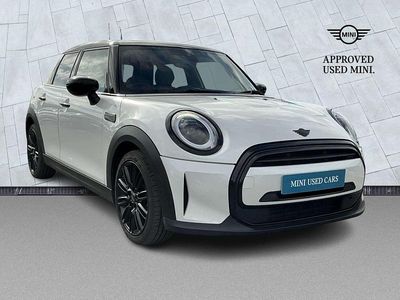 Used Mini Cooper Exclusive 136 HP (100 kW) 2022 White Hatchback