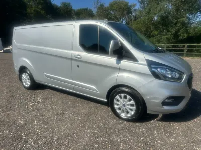Used Ford Transit Custom Limited 130 HP (95 kW) 2023 Silver Van