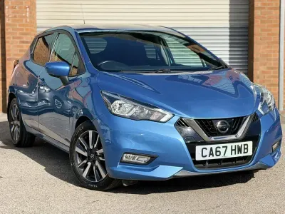 Usado Nissan Micra N-Connecta 90 HP (66 kW) 2017 Azul Citadino
