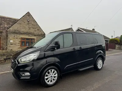 Usado Ford Tourneo Titanium 2019 Preto Monovolume
