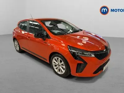 Used Renault Clio Evolution 143 HP (105 kW) 2025 Orange Hatchback