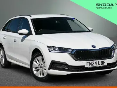 Used Skoda Octavia SE Technology 147 HP (108 kW) 2024 White Estate