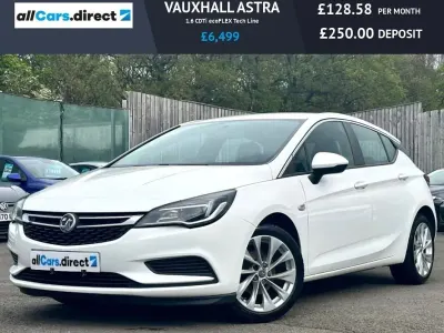 Used Vauxhall Astra 110 HP (80 kW) 2017 White Hatchback