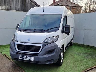 Begagnad Peugeot Boxer 130 HK (95 kW) 2015 Vit Van