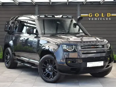 Used Land Rover Defender SE Dynamic 300 HP (220 kW) 2021 Grey SUV