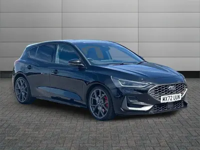 Used Ford Focus ST 280 HP (205 kW) 2022 Black Hatchback