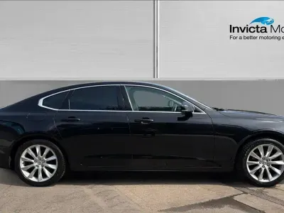 Used Volvo S90 Momentum 190 HP (139 kW) 2020 Black Sedan
