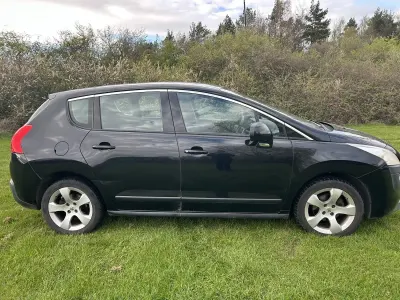 Gebraucht Peugeot 3008 Sport 112 PS (82 kW) 2010 Schwarz Kombi