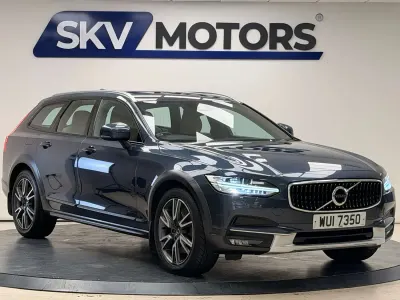 Used Volvo V90 CC 2018 Blue Estate
