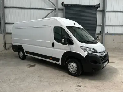 Used Citroën Relay 140 HP (102 kW) 2022 White Van