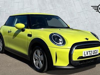 Used Mini Cooper Classic 134 HP (98 kW) 2022 Yellow Hatchback