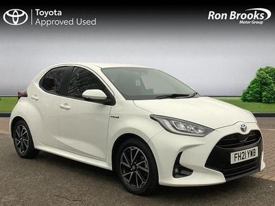 White Used 2021 Toyota Yaris Hybrid Design Hatchback | £14,750 (Good price)