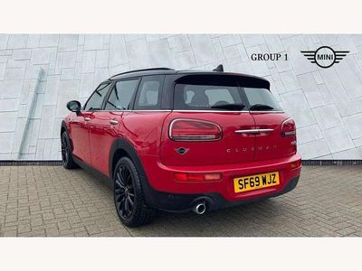 Used Mini Cooper Clubman Classic 136 HP (100 kW) 2019 Chili red Estate