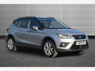 Used Seat Arona SE Technology 95 HP (69 kW) 2019 Silver SUV