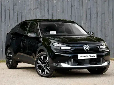Ny Citroën C4 131 HK (96 kW) 2026 Svart SUV