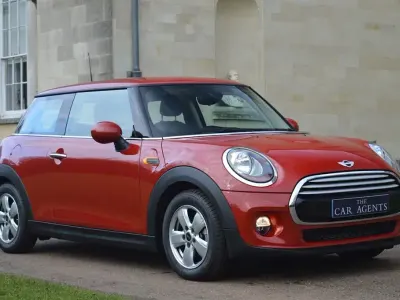 Used Mini Cooper Pepper 134 HP (98 kW) 2014 Red Hatchback
