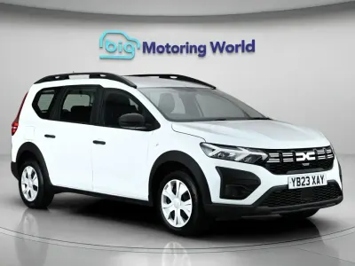 Usado Dacia Jogger Essentiel 109 HP (80 kW) 2023 Monovolume