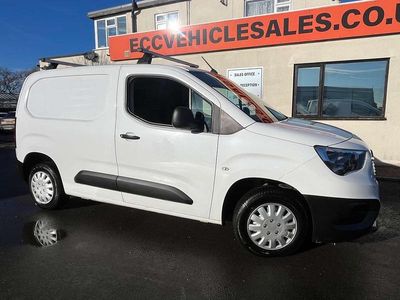 Used Vauxhall Combo 75 HP (55 kW) 2021 White Van