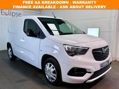 Used Vauxhall Combo S 100 HP (73 kW) 2023 White MPV