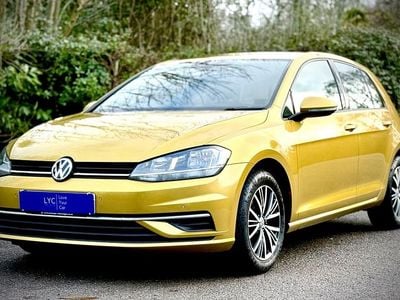 Used VW Golf VII SE 110 HP (80 kW) 2017 Yellow Hatchback