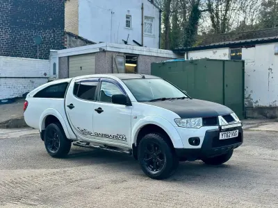 Used Mitsubishi L200 176 HP (129 kW) 2012 White Pickup