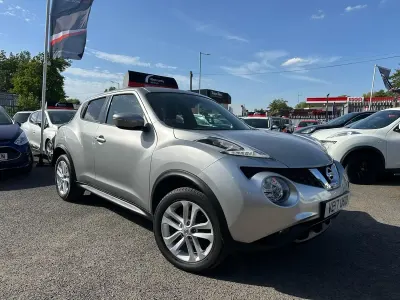 Used Nissan Juke N-Connecta 110 HP (80 kW) 2017 Silver SUV