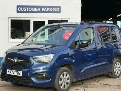 Używany Vauxhall Combo 2022 Niebieski Minivan