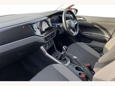 Second-hand VW Polo Life 95 CP (69 kW) 2023 Roșu Hatchback
