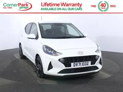 Used Hyundai i10 Premium 67 HP (49 kW) 2021 White Hatchback