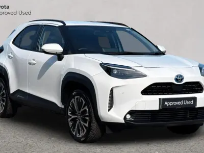 Used Toyota Yaris Cross 116 HP (85 kW) 2024 Pure white SUV