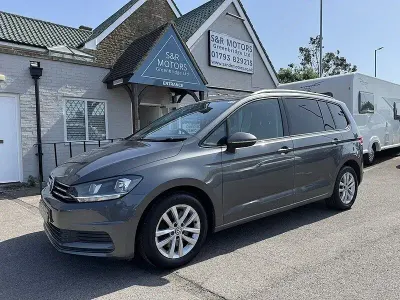 Used VW Touran Family 115 HP (84 kW) 2019 Grey MPV