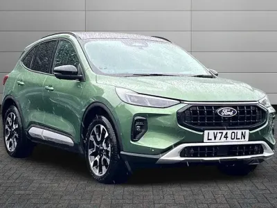 Used Ford Kuga Active 243 HP (178 kW) 2024 Bursting green SUV