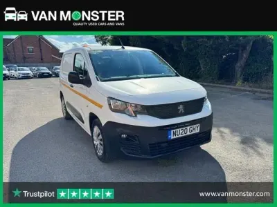 Used Peugeot Partner 2020 White MPV