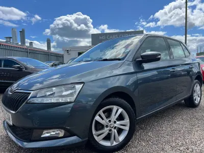 Gebraucht Skoda Fabia SE 95 PS (69 kW) 2019 Grau Kleinwagen