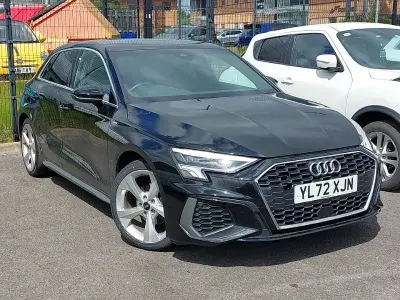 Używany Audi A3 Comfort 150 KM (110 kW) 2022 Czarny Sedan/Limuzyna