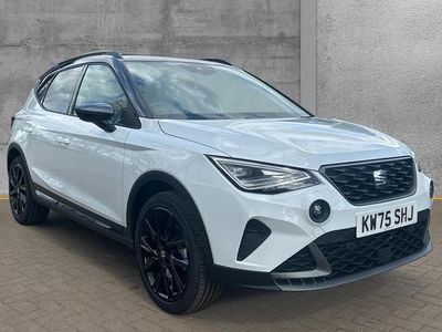 New Seat Arona Black Edition 115 HP (84 kW) 2025 White SUV