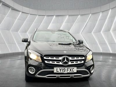 Mercedes GLA220