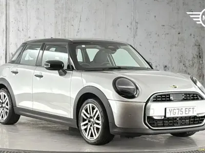 Used Mini Cooper Hatch 113 kW (154 HP) 2025 Silver Hatchback