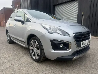 Begagnad Peugeot 3008 Allure 2016 Silver SUV