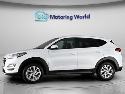 Used Hyundai Tucson SE 132 HP (97 kW) 2019 White SUV
