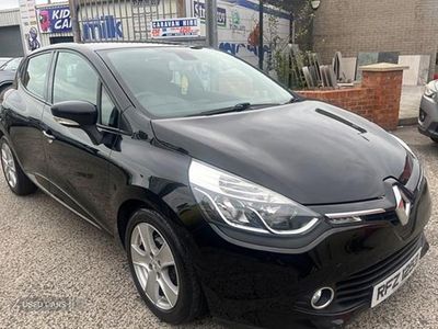 Black Used 2013 Renault Clio IV Dynamique Hatchback | £3,995 (A bit pricey)