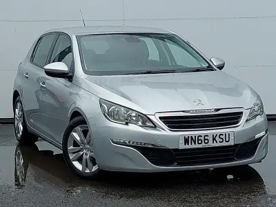 Used Peugeot 308 Active 120 HP (88 kW) 2016 Silver Hatchback