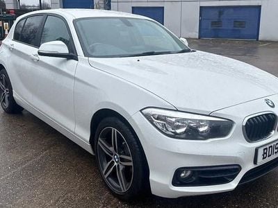 Used BMW 118 Sport Line 2019 White Hatchback