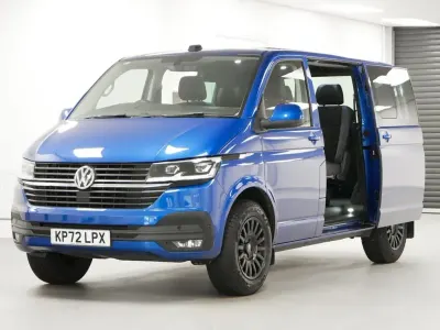 Second-hand VW Transporter Highline 204 CP (150 kW) 2022 Albastru Van